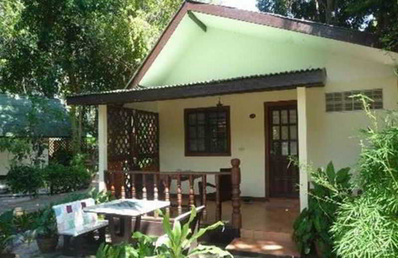 Harry'S Bungalows Mae Nam Esterno foto